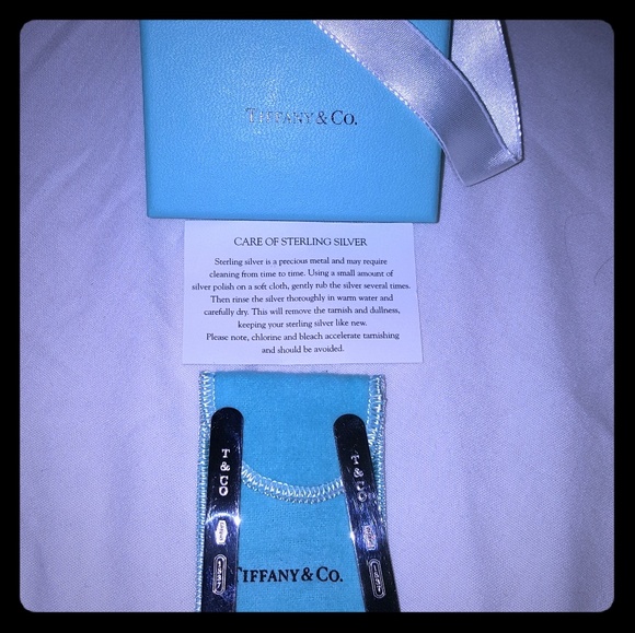 Tiffany Shirt Collar Stay 